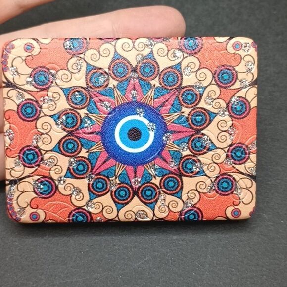 EVIL Eye of protection compact mirror case - Picture 1 of 5